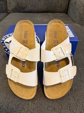 Birkenstock Arizona Retro White Clogs Unisex
